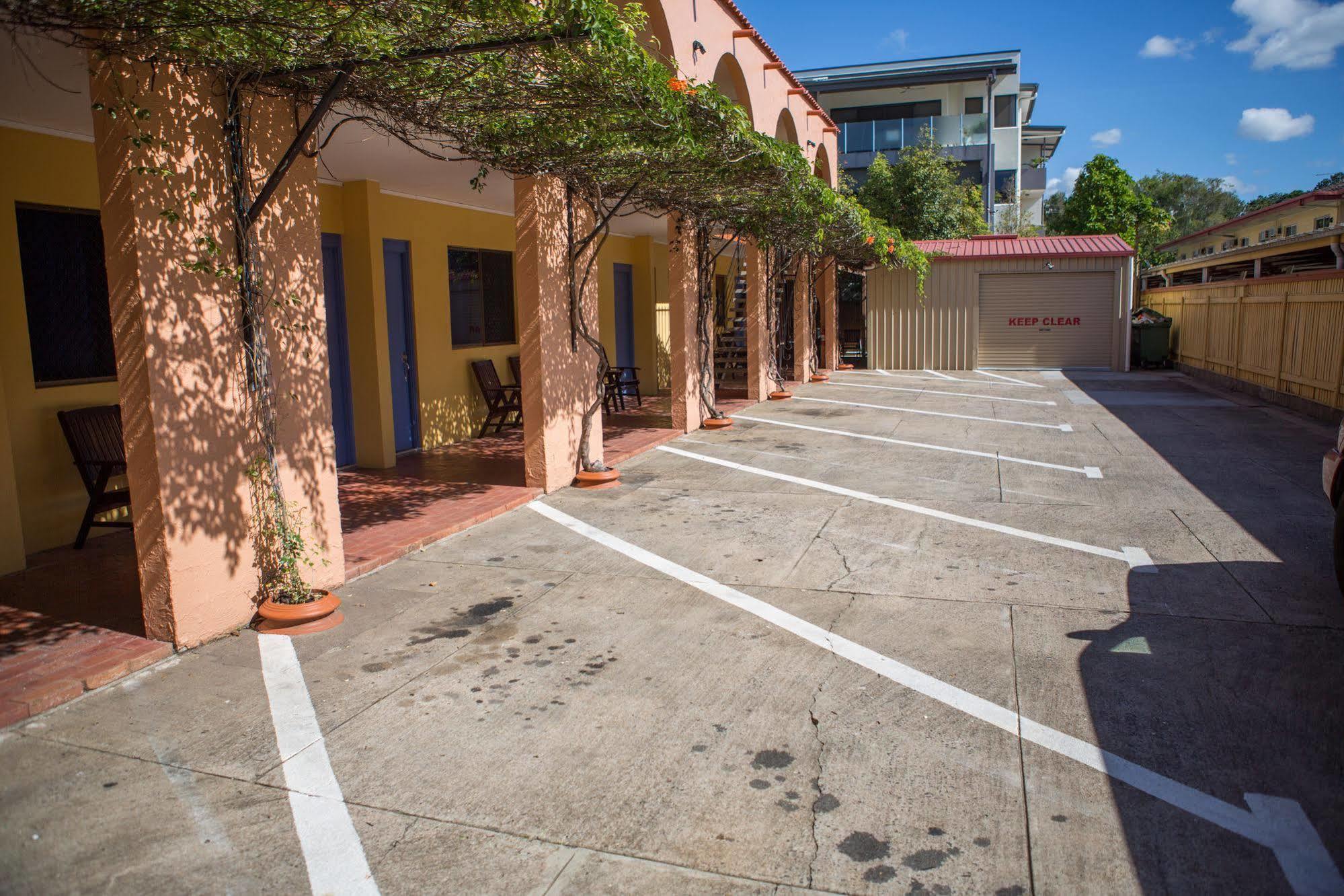 Adobe Motel Cairns Exteriör bild